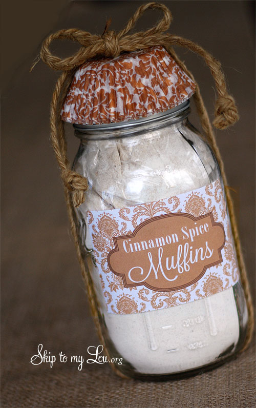 cinnamon muffins in a jar