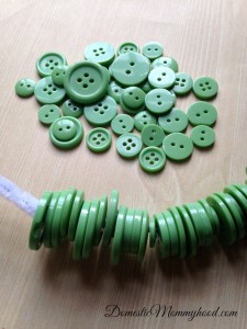 button wreath ornnament process