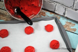 red velvet whoopie pie before baking