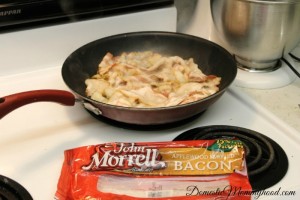 Bacon Maple Cupcakes cooking bacon