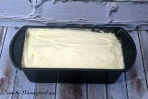 how to make a shape inside of a cake in process 3